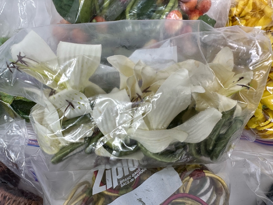 Collection Of Napkin Rings [Photo 10]