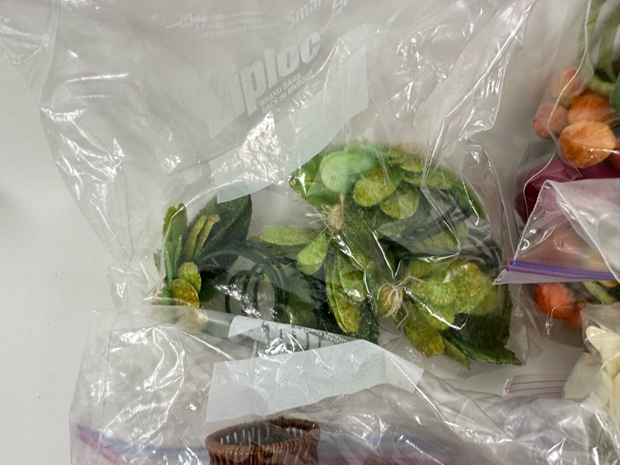 Collection Of Napkin Rings [Photo 9]