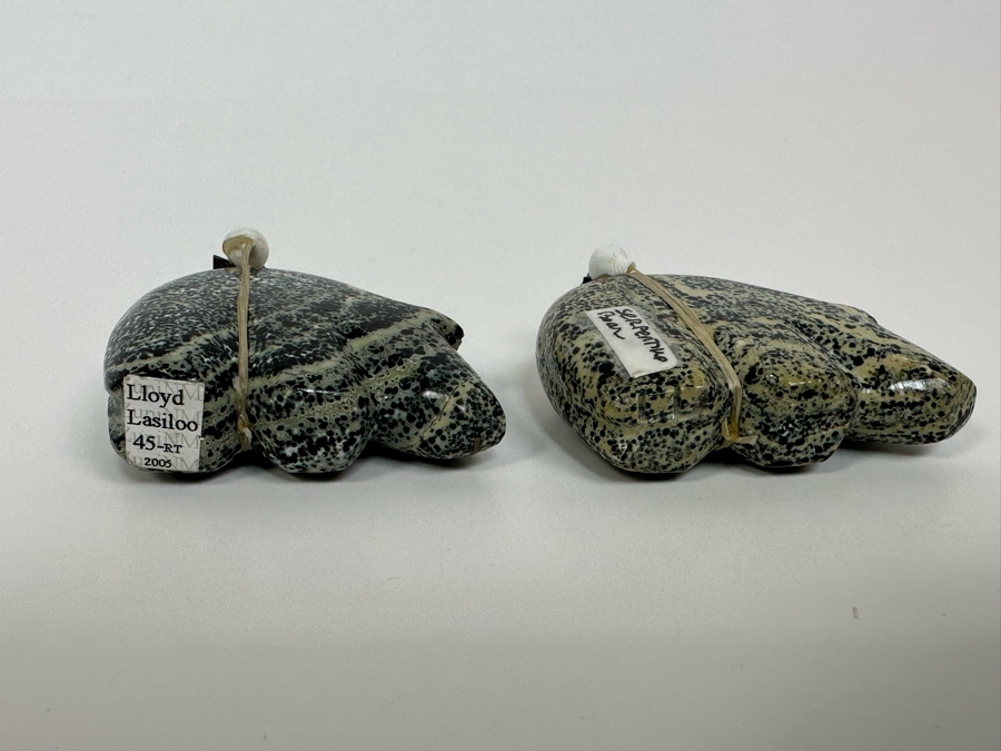 Pair Of Native American Zuni Fetishes Of Serpentine Bears [Photo 8]