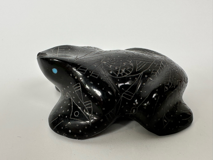 Native American Zuni Fetish Of Frog Signed C.G. [Photo 3]