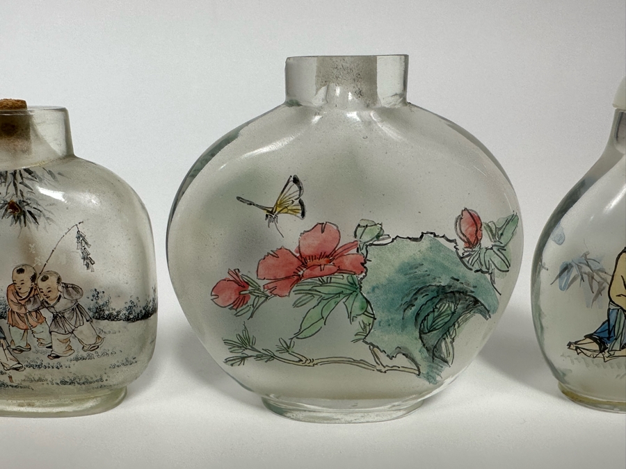 (4) Chinese Reverse Painted Snuff Bottles [Photo 11]