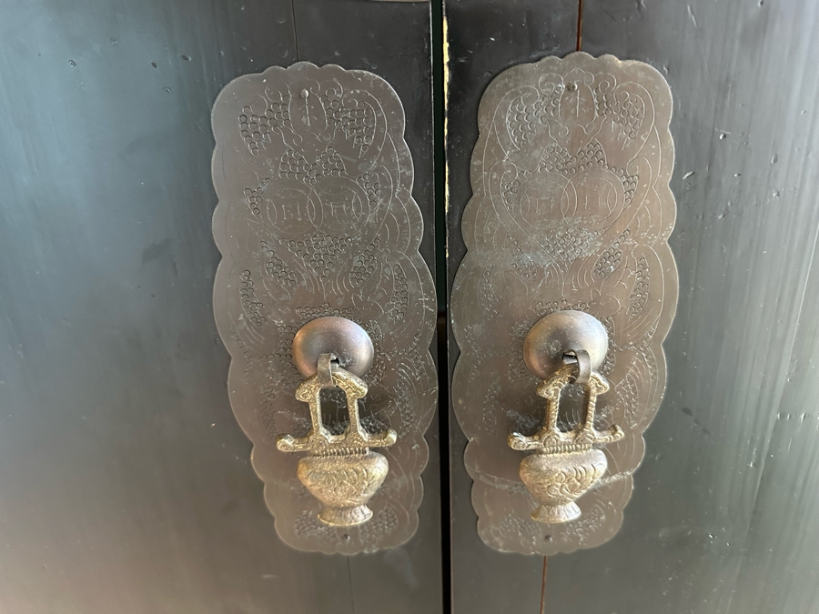 Chinoisere Black Wooden Cabinet Armoire 43.5W X 23.5D X 67H [Photo 3]