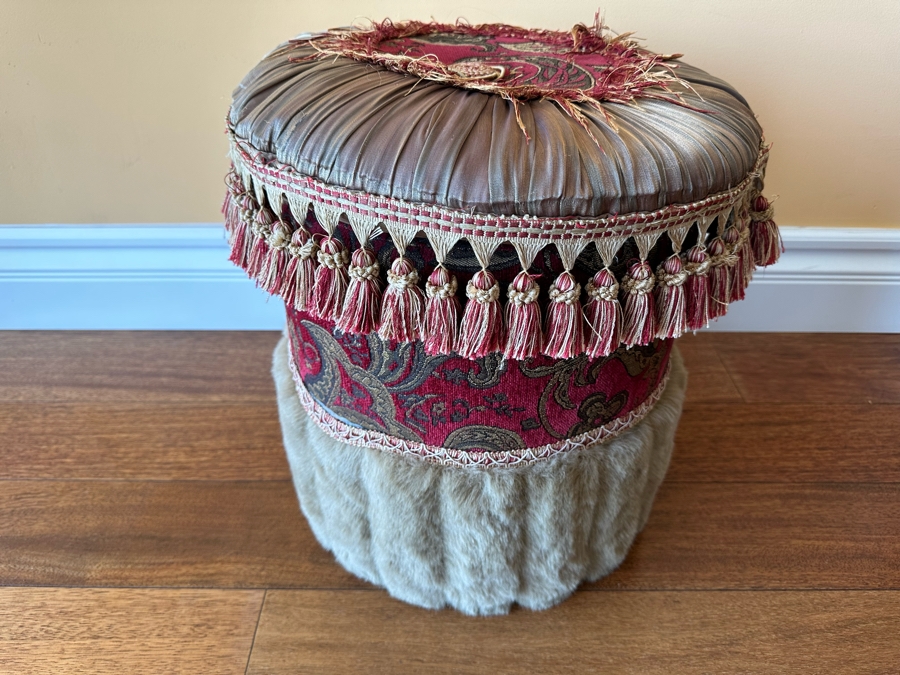 Tasseled Pouf 16R X 17H