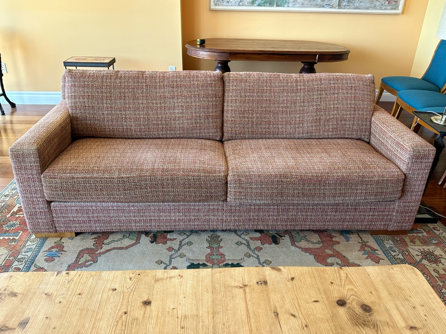 Stylish Modern Kravet Furniture Sofa With Wooden Legs And Grey Duck Feathers [Photo 4]