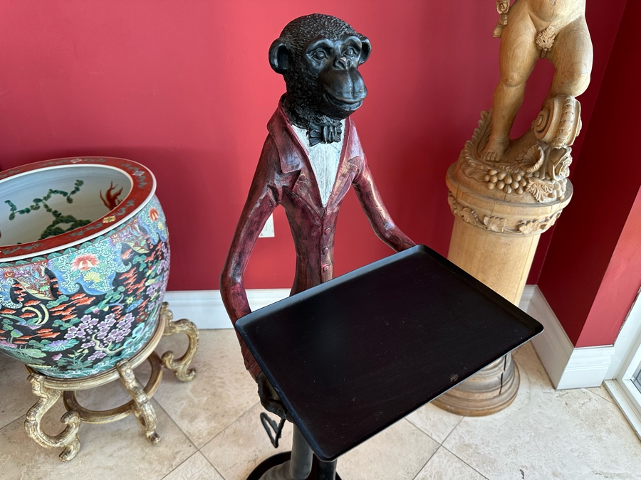 Metal Butler Tray Stand 13.5W X 21D X 42H [Photo 3]