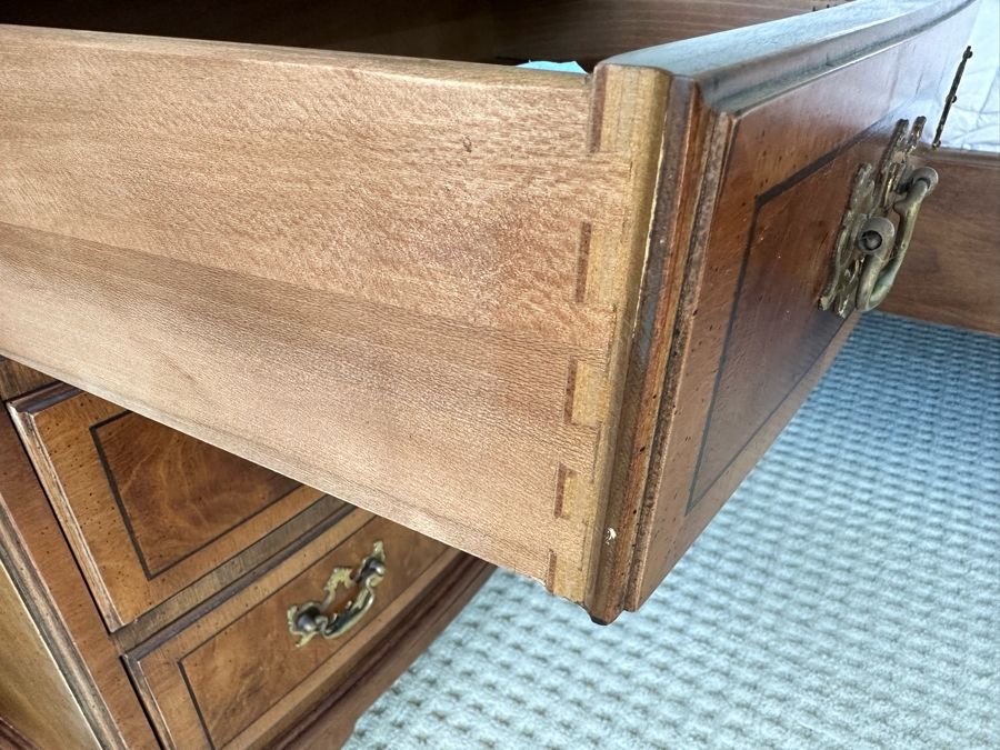 Pair Of Aston Court By Henredon Bedside Tables Nightstands 27.5W X 18D X 24H [Photo 5]