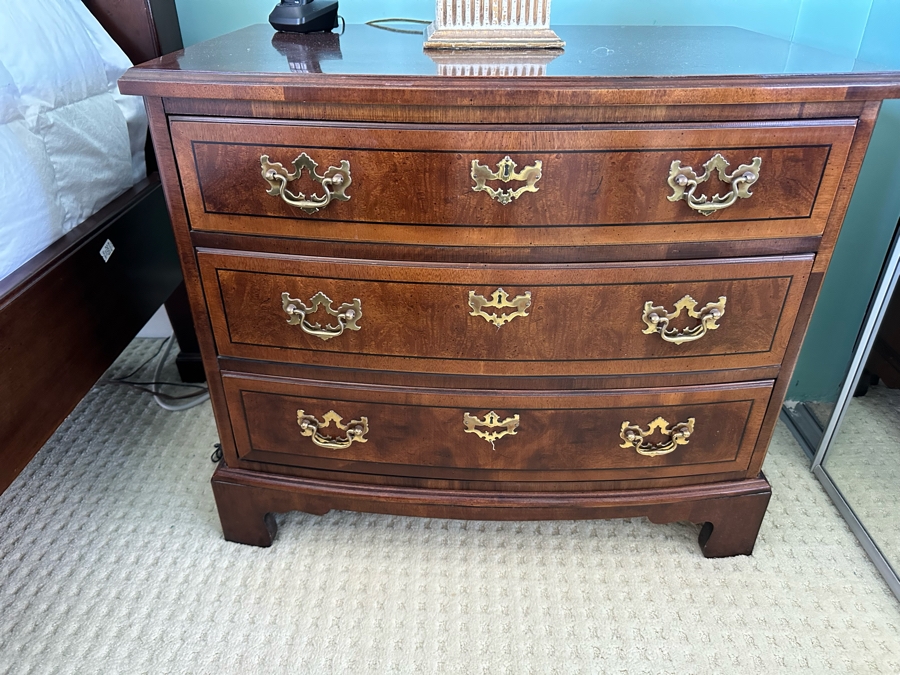 Pair Of Aston Court By Henredon Bedside Tables Nightstands 27.5W X 18D X 24H [Photo 2]