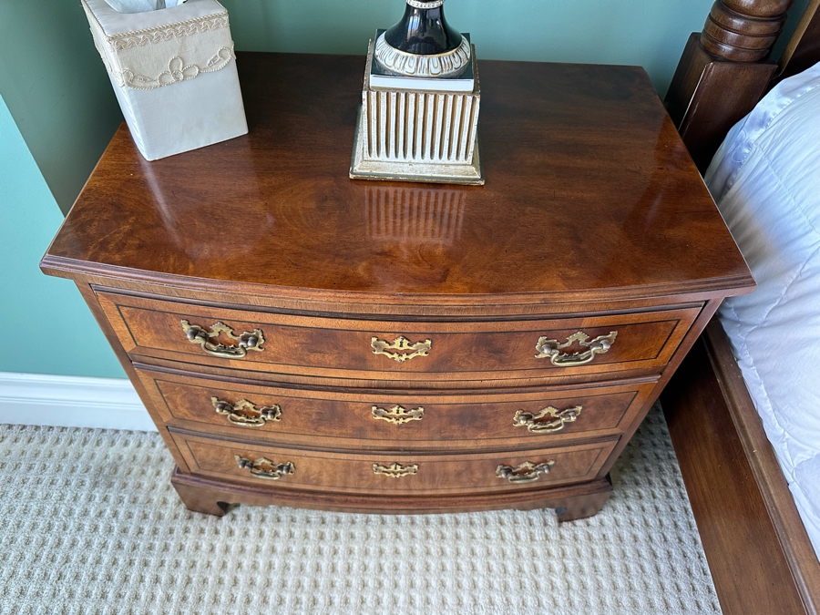 Pair Of Aston Court By Henredon Bedside Tables Nightstands 27.5W X 18D X 24H [Photo 6]