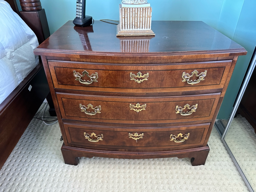 Pair Of Aston Court By Henredon Bedside Tables Nightstands 27.5W X 18D X 24H [Photo 7]