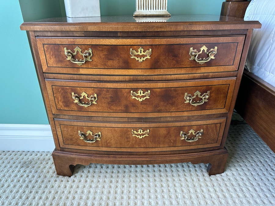 Pair Of Aston Court By Henredon Bedside Tables Nightstands 27.5W X 18D X 24H [Photo 3]