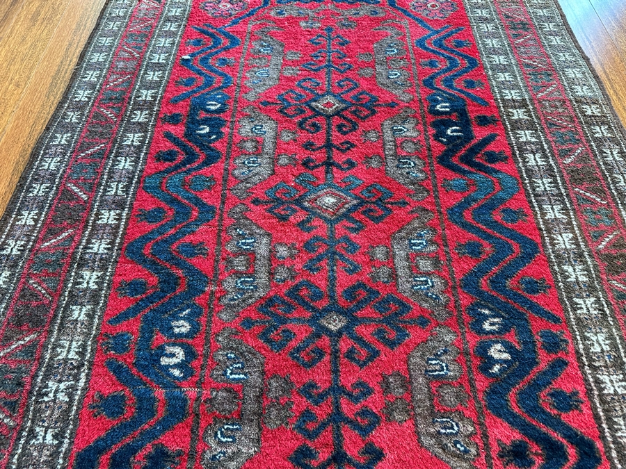 Hand Knotted Wool Persian Area Rug 49' X 73' [Photo 6]