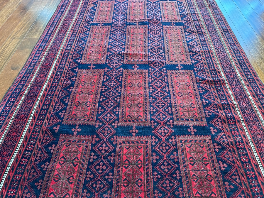 Hand Knotted Wool Persian Area Rug 61' X 100' [Photo 6]