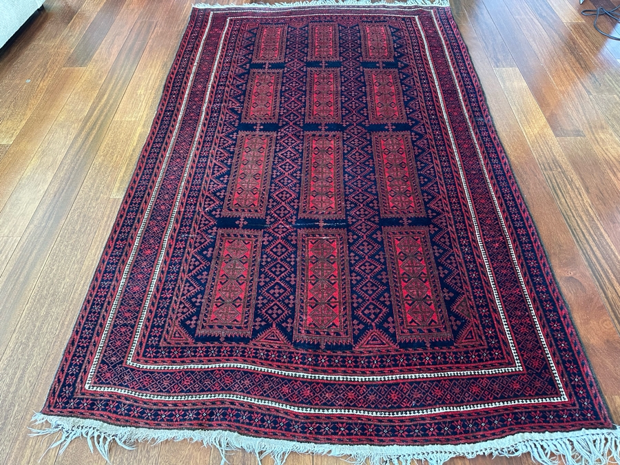 Hand Knotted Wool Persian Area Rug 61' X 100' [Photo 2]