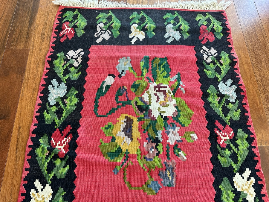 Hand Knotted Wool Persian Area Rug 39' X 80' [Photo 4]