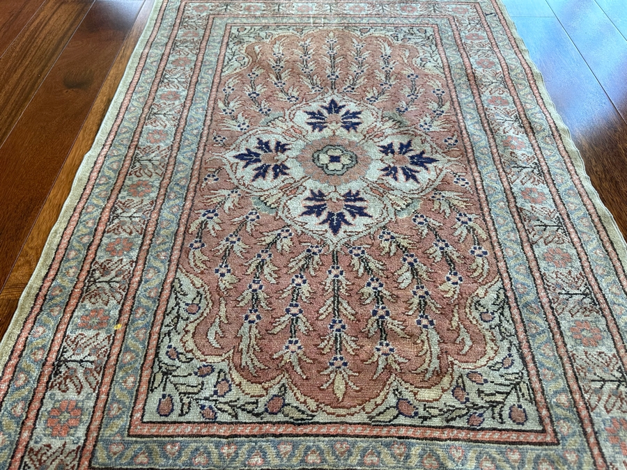 Vintage Hand Knotted Wool Persian Area Rug 34' X 54' [Photo 3]