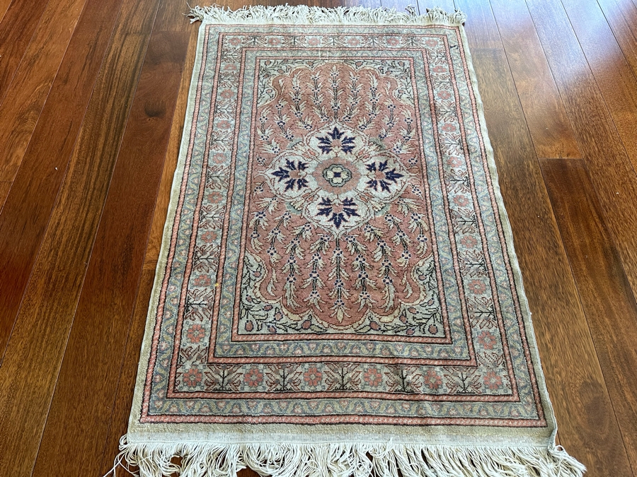 Vintage Hand Knotted Wool Persian Area Rug 34' X 54' [Photo 2]