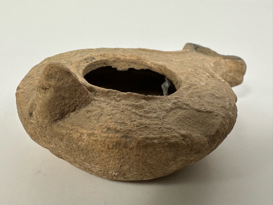 Ancient Biblical Times Clay Oil Lamp Antiquity With Ornate Design 3 X 2 Estimate $150-$300 [Photo 12]