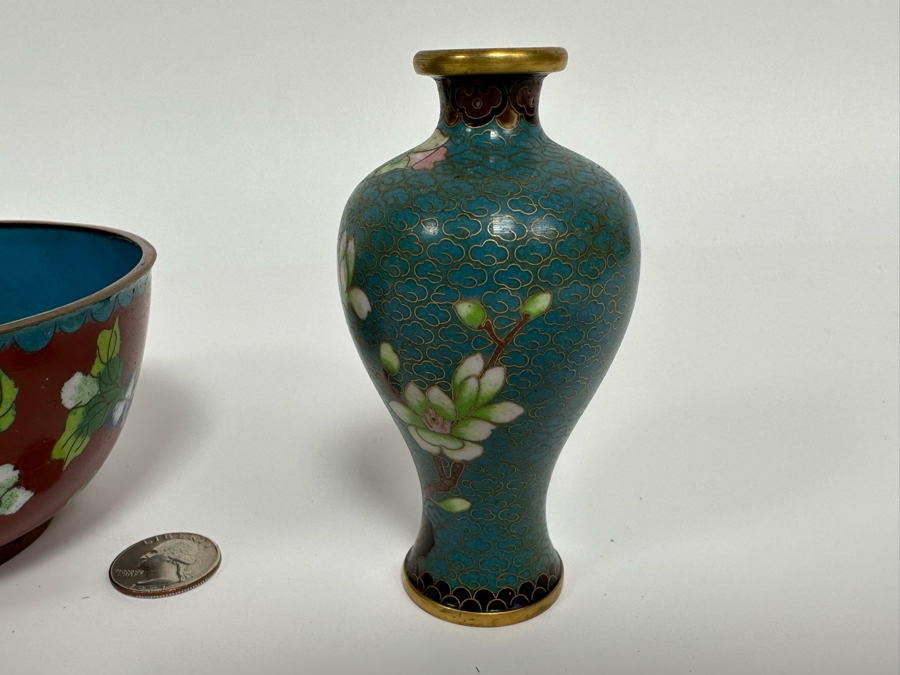 Chinese Cloisonne Lidded Jar 5W X 4.5H And Bud Vase 4H [Photo 8]