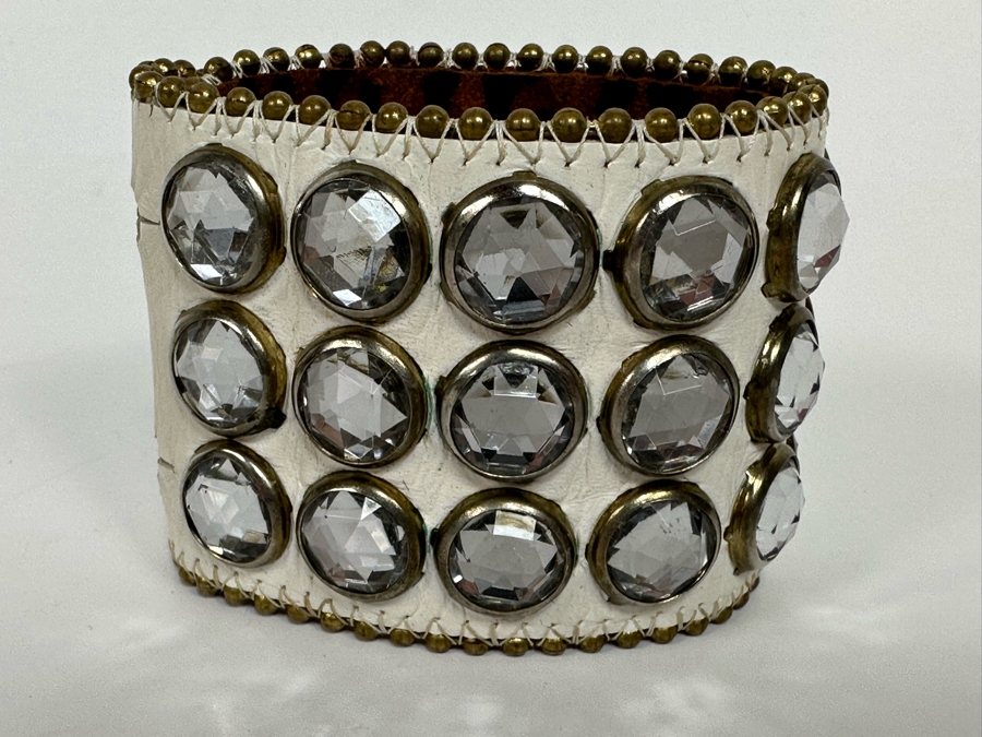 Betsey Johnson Bracelet 7L [Photo 2]