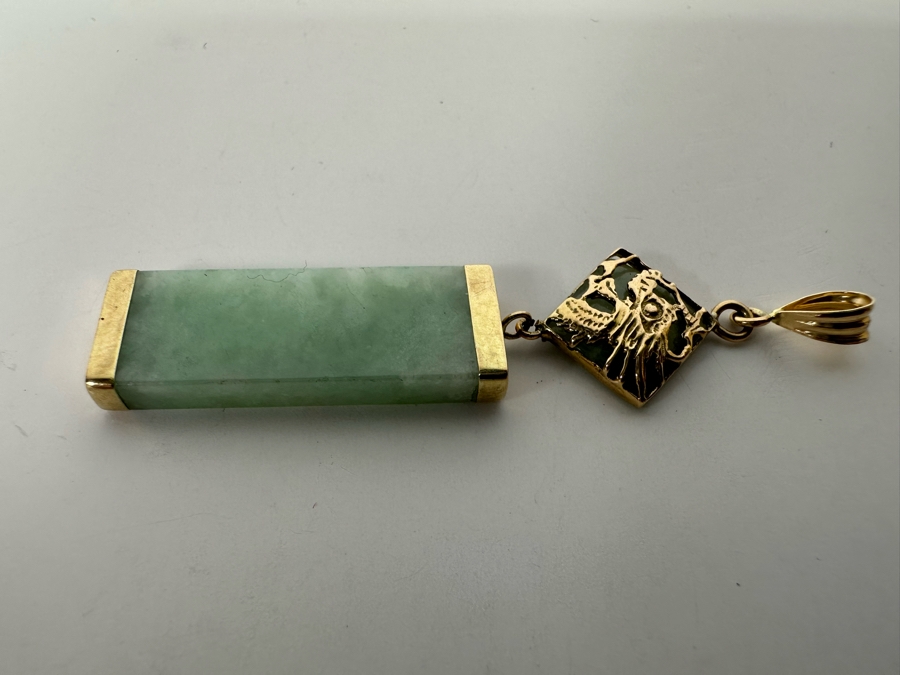 14K Gold Jade Pendant 2” 5g