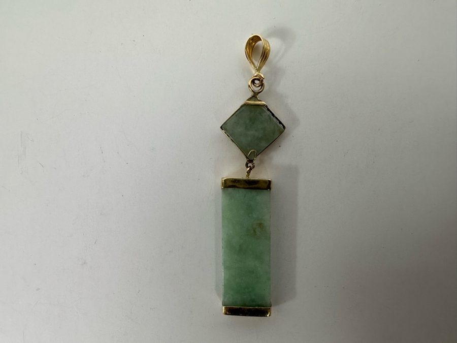 14K Gold Jade Pendant 2” 5g