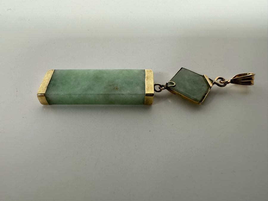 14K Gold Jade Pendant 2” 5g
