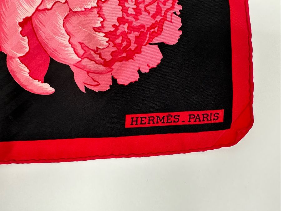 Hermes Paris Silk Scarf Les Pivoines 35.5 X 33.5 [Photo 5]