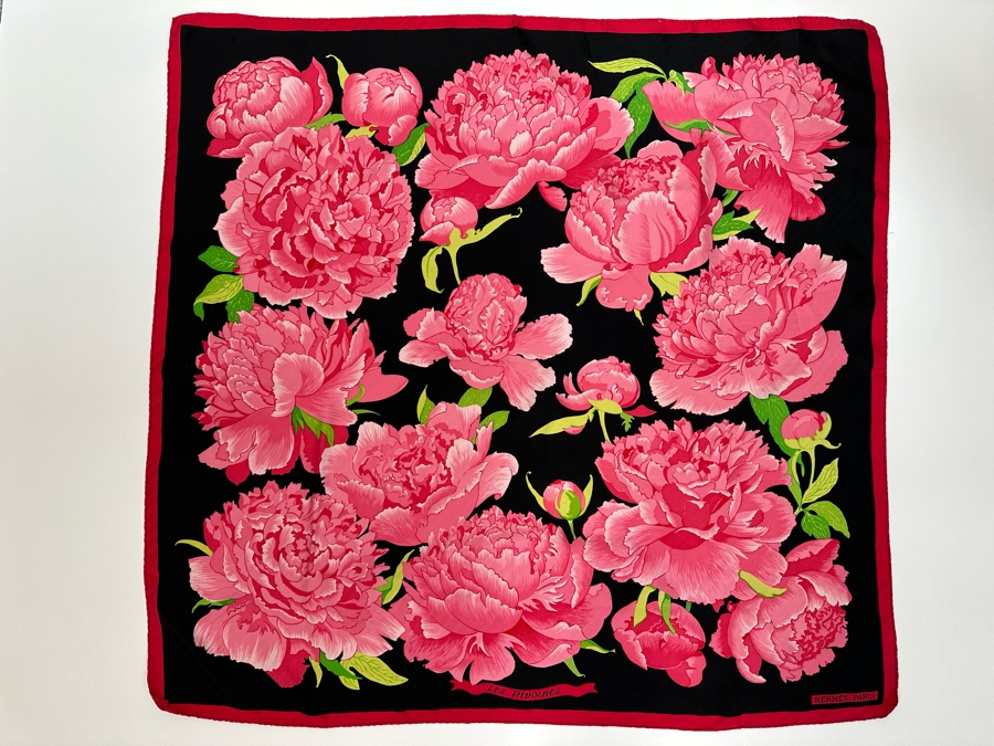 Hermes Paris Silk Scarf Les Pivoines 35.5 X 33.5 [Photo 3]
