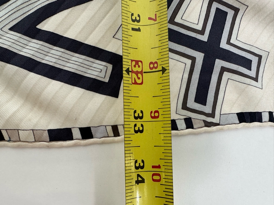 Hermes Paris Silk Scarf 24 Fbg 34.5 X 33.5 [Photo 14]