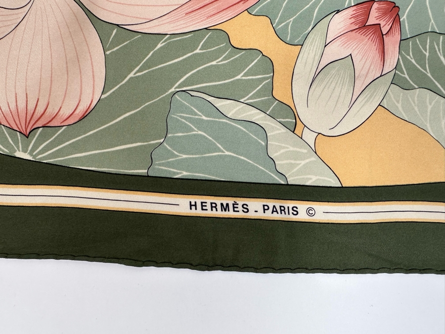 Hermes Paris Silk Scarf Fleurs De Lotus 34 X 35 [Photo 4]
