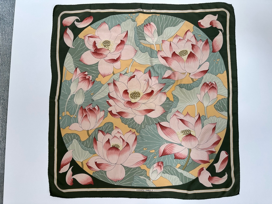 Hermes Paris Silk Scarf Fleurs De Lotus 34 X 35 [Photo 3]