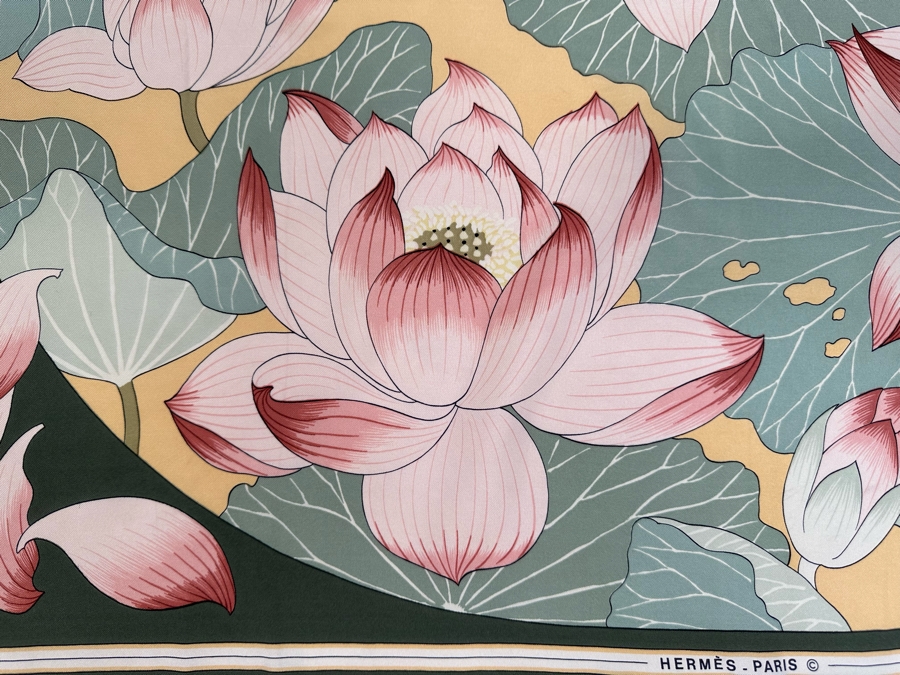Hermes Paris Silk Scarf Fleurs De Lotus 34 X 35 [Photo 5]