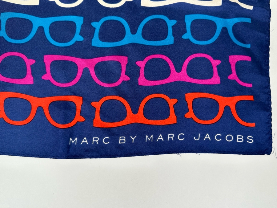 Marc By Marc Jacobs Silk Scarf 34.5 X 35 [Photo 4]