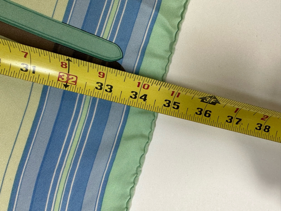 Hermes Paris Silk Scarf Couvertures Et Tenues Et Tenues De Jour Jacques Eudel 34.5 X 33.5 [Photo 17]