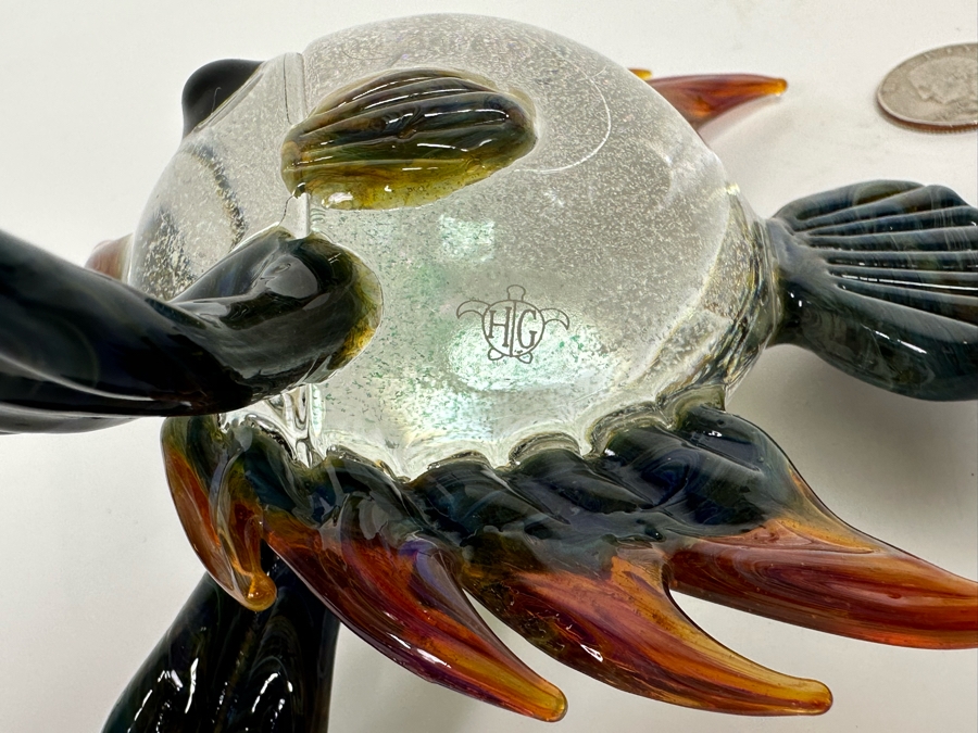 Art Glass Fish Figurine Signed HG Inside Of Turtle 4.5W X 4D X 5H [Photo 8]