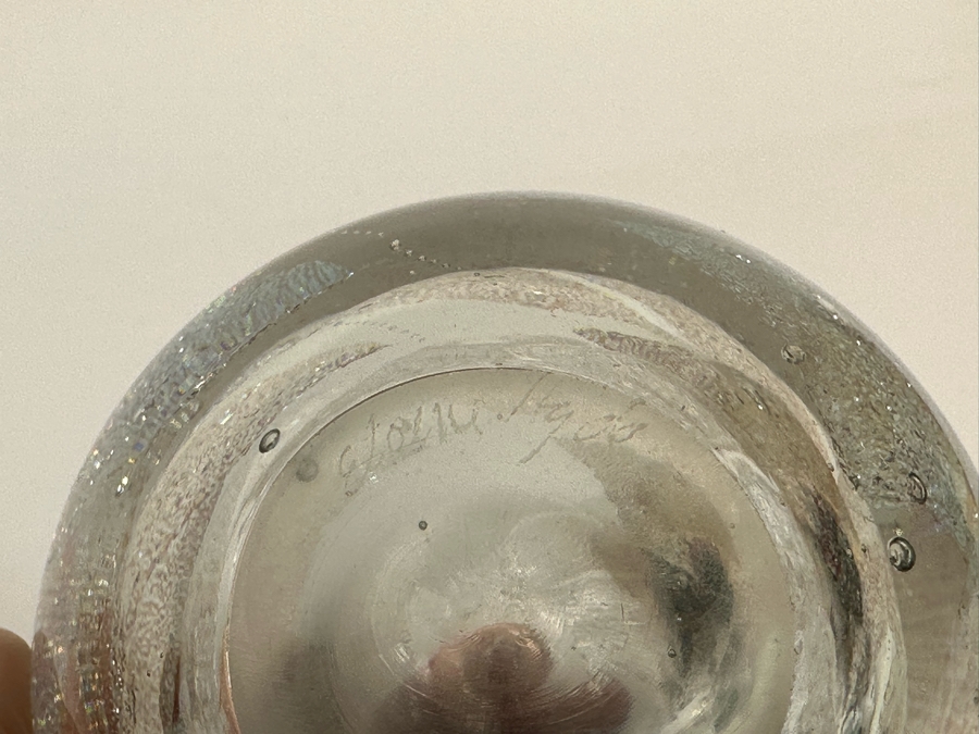 Elaine Hyde Art Glass Perfume Bottle Signed With Sterling Silver And 14K Gold Handle Featuring Pearls Finial Stopper 3W X 6H Estimate $800 [Photo 19]