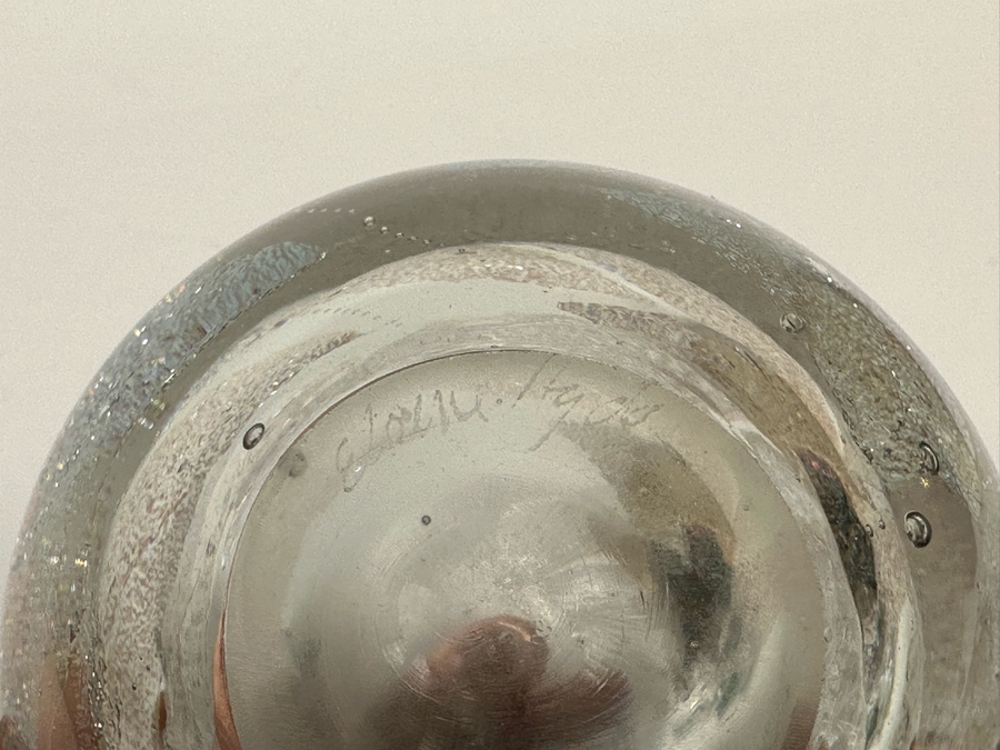 Elaine Hyde Art Glass Perfume Bottle Signed With Sterling Silver And 14K Gold Handle Featuring Pearls Finial Stopper 3W X 6H Estimate $800 [Photo 17]