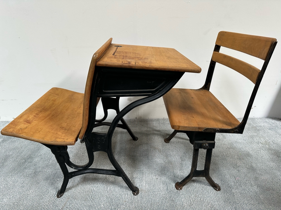 Vintage Children's School Desk And Chair 23.5W X 34D X 30H [Photo 2]