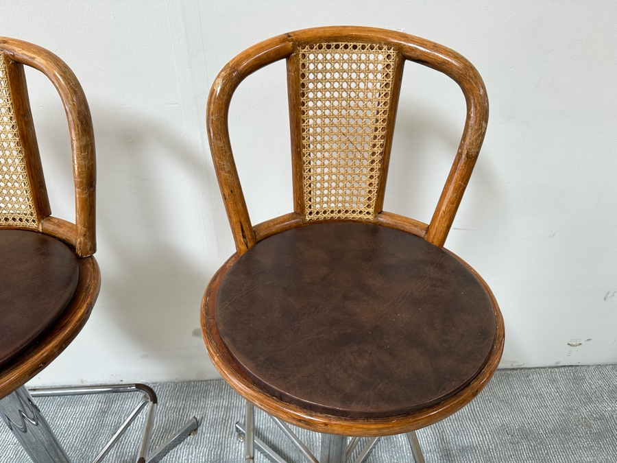 Pair Of Vintage Bamboo, Cane And Chrome Swivel Barstools 29.5H Seat Height [Photo 4]