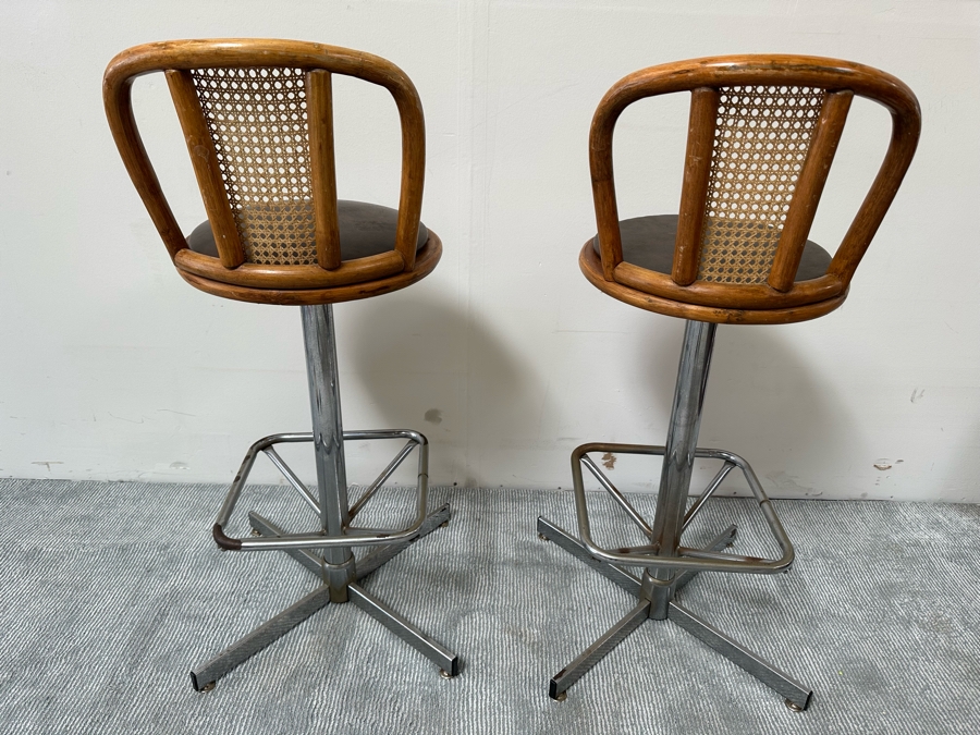 Pair Of Vintage Bamboo, Cane And Chrome Swivel Barstools 29.5H Seat Height [Photo 8]