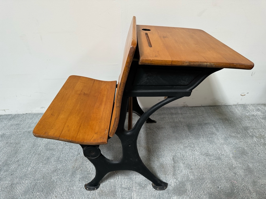 Vintage Children's School Desk 23.5W X 33D X 31H	 [Photo 5]