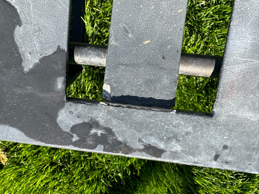 Frank Lloyd Wright Style Outdoor Furniture Glass Top Table 48R X 27H With Four Chairs (One Of The Chairs Has A Bent Support In Seat / Paint Is Peeling - See Photos) [Photo 13]