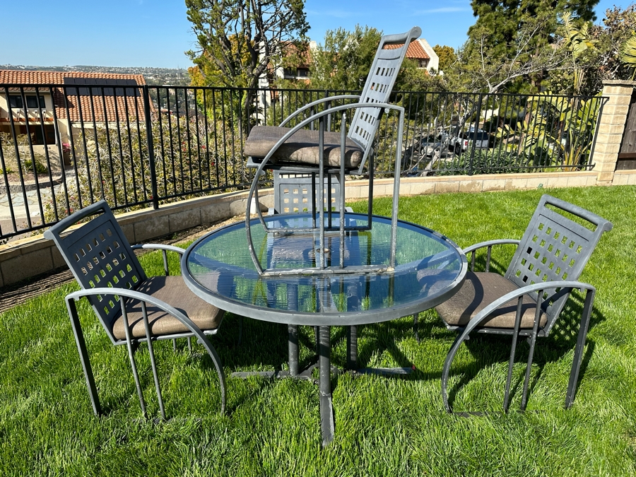 Frank Lloyd Wright Style Outdoor Furniture Glass Top Table 48R X 27H With Four Chairs (One Of The Chairs Has A Bent Support In Seat / Paint Is Peeling - See Photos) [Photo 8]