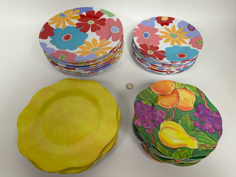 Collection Of Mainly New Plastic Plates Dishes [Photo 3]