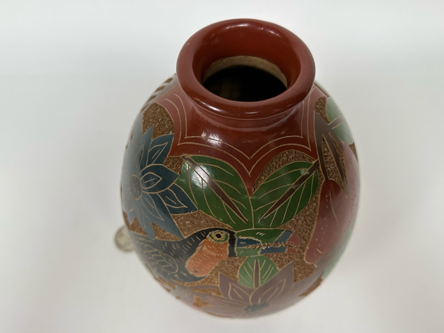 Handmade Nicaraguan Etched Pottery Vase 6W X 8H [Photo 7]