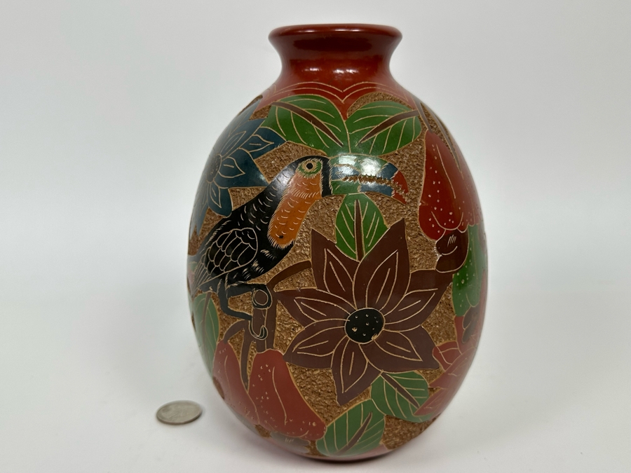 Handmade Nicaraguan Etched Pottery Vase 6W X 8H [Photo 6]