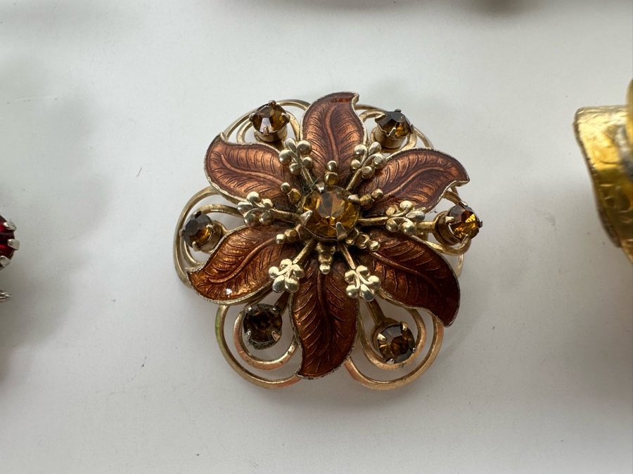 Collection Of Costume Jewelry [Photo 7]