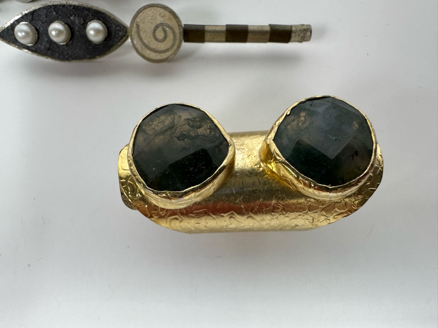 Collection Of Costume Jewelry [Photo 8]