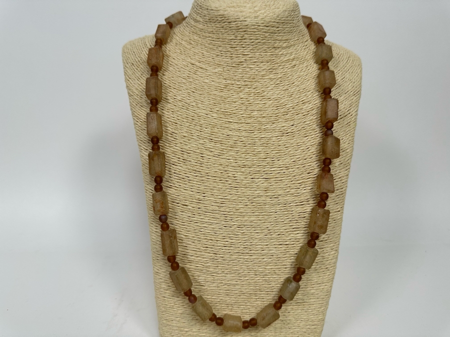26' Glass Beads Necklace [Photo 2]