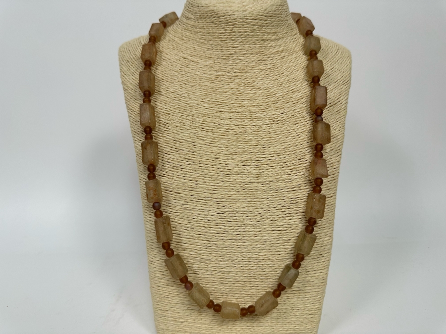 26' Glass Beads Necklace [Photo 3]